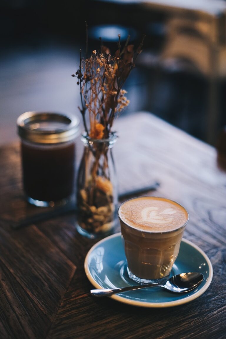 口臭の原因としてコーヒーはどのように影響するのか？
