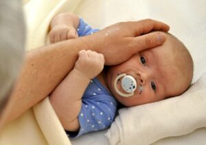 舌苔と口臭を改善するための口内環境の整え方は？