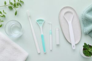 舌が白いのに口臭が取れない原因と対策は？