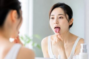 口臭対策に効果的な舌ブラシの使い方は？